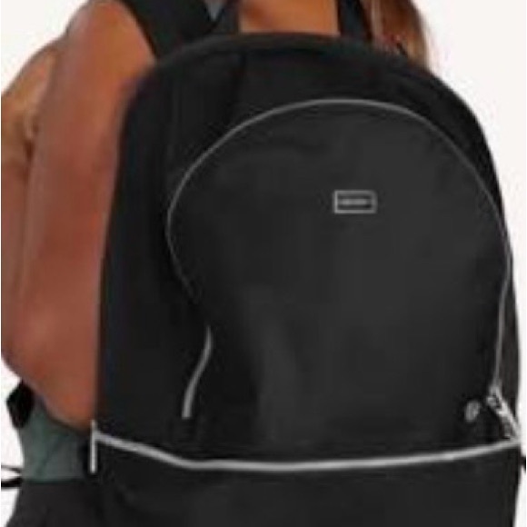Peloton X Lululemon City Adventurer Backpack - Picture 2 of 11